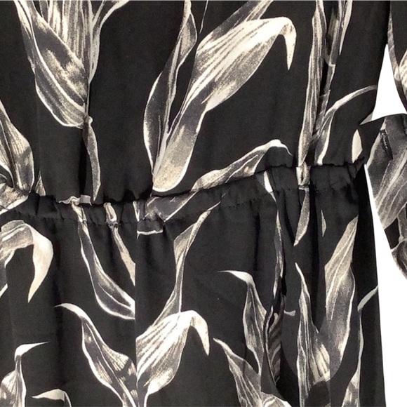 Jasmine & Juliana Black And White Dress - Picture 5 of 7